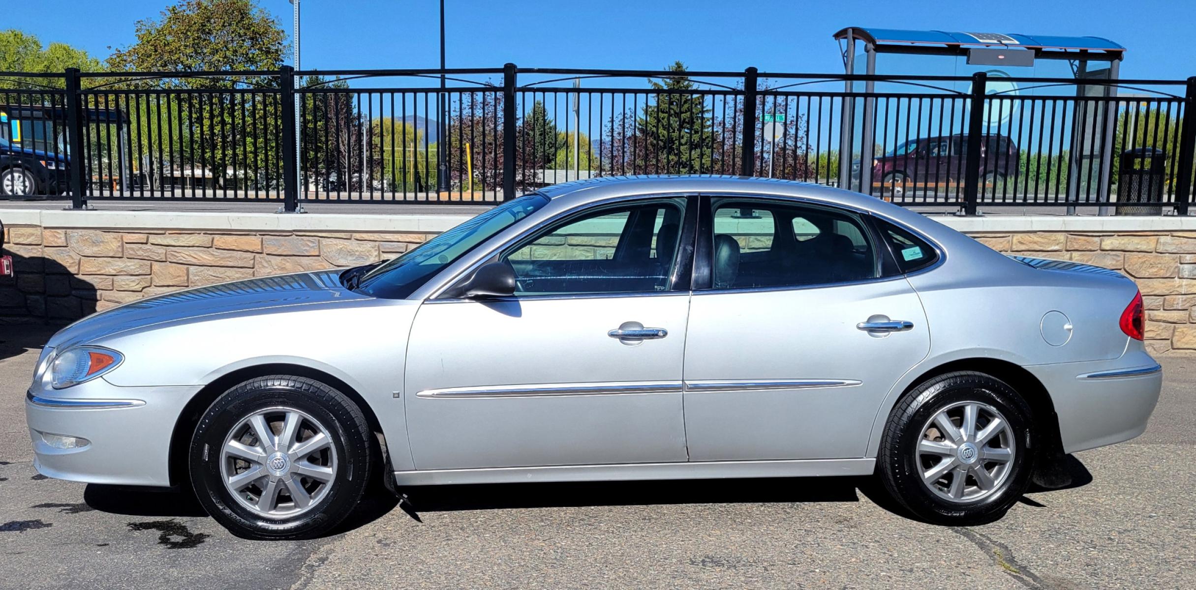 2009 Silver /Black Buick LaCrosse (2G4WD582091) with an 3.8L V6 engine, 5 Speed Automatic transmission, located at 450 N Russell, Missoula, MT, 59801, (406) 543-6600, 46.874496, -114.017433 - Really Nice Buick Sedan. 3.8L V6 Engine. Automatic Transmission. Leather Heated Seats. Air. Cruise. Tilt. Power Windows and Locks. Good Michelin Tires. Remote Start. Does have a Branded Title because of a clerical error in North Dakota so financing isn't available. - Photo #0